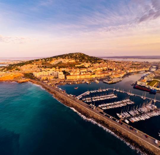 Joli Studio Au Mont St Clair Avec Vue Sur La Mer Lägenhet Sète Exteriör bild